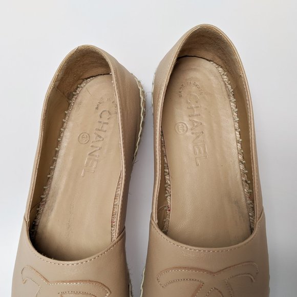 SOLD Chanel Beige & Black Lambskin Espadrilles - Picture 3 of 7